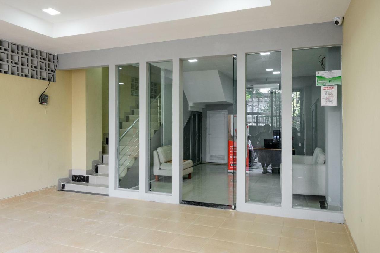 Reddoorz Near Plaza Atrium Senen Hotel Jakarta Luaran gambar