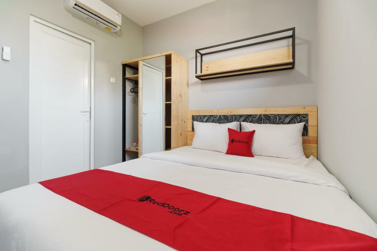 Reddoorz Near Plaza Atrium Senen Hotel Jakarta Luaran gambar